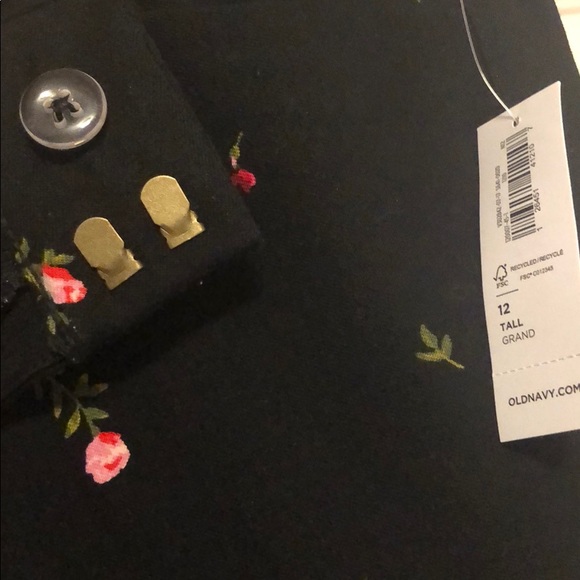 Rose Petal Black Pants - Picture 4 of 5